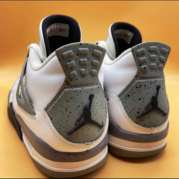 Jordan 4 White Cement 2012 - Picture 1 of 5